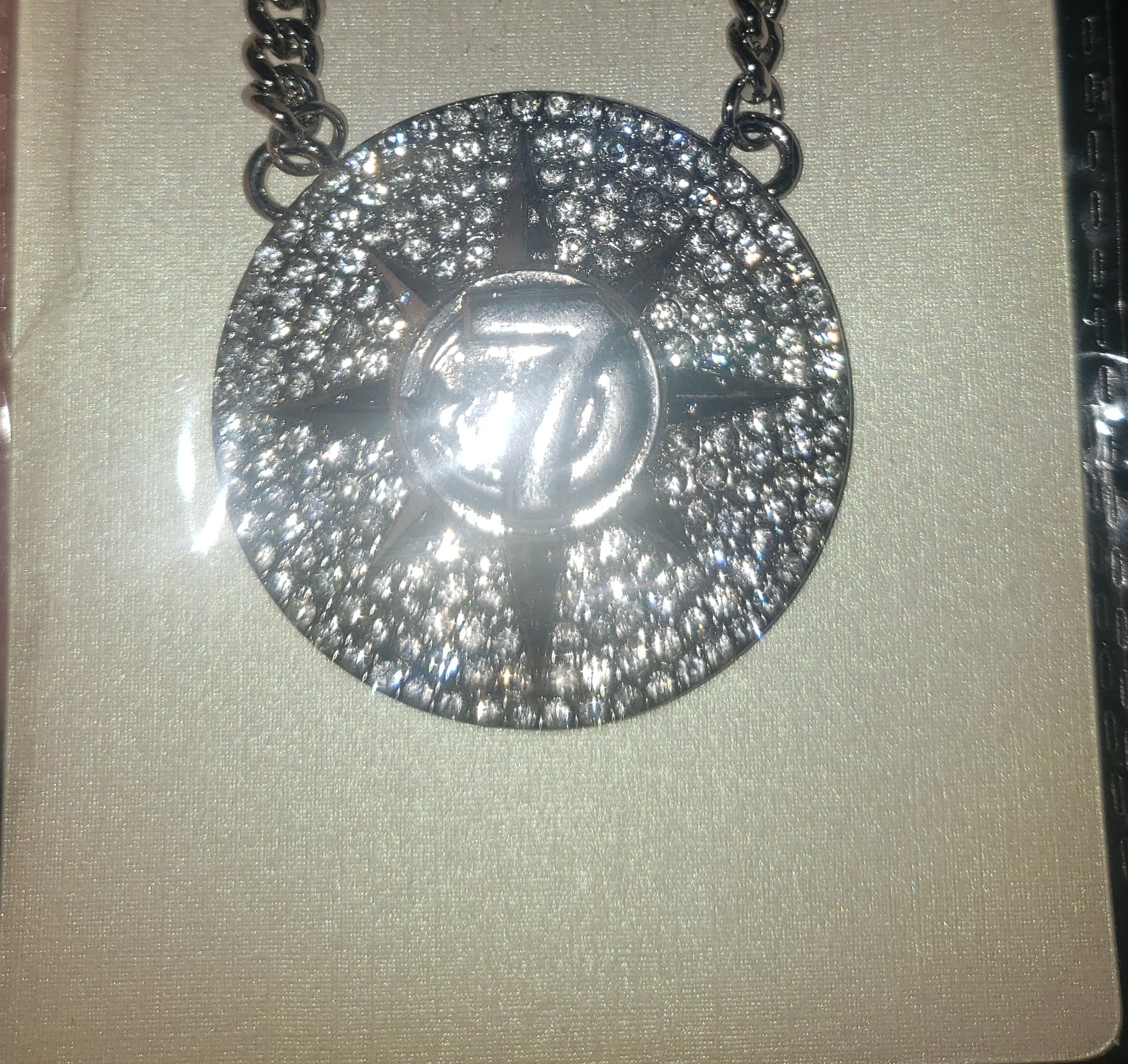 24" Chain and 7 Percenter medallion (jewelry)